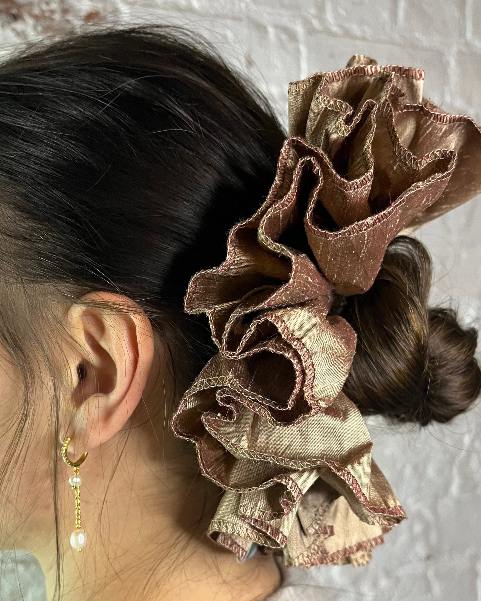 Pure 100% silk dupion riffled scrunchie handmade in nottingham. Vintage silk gold hair accessory