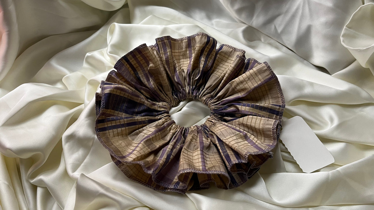Aww, Humbug! | Ruffled Plaid Scrunchie