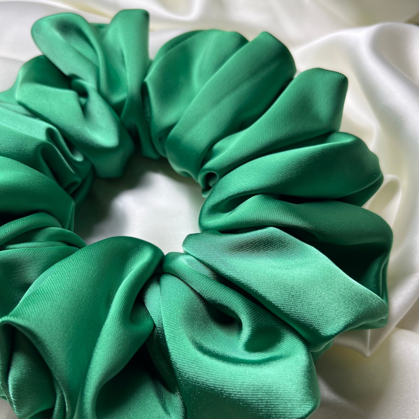Ozwald | Emerald Green Luxury Satin Giant Scrunchie [XXL]
