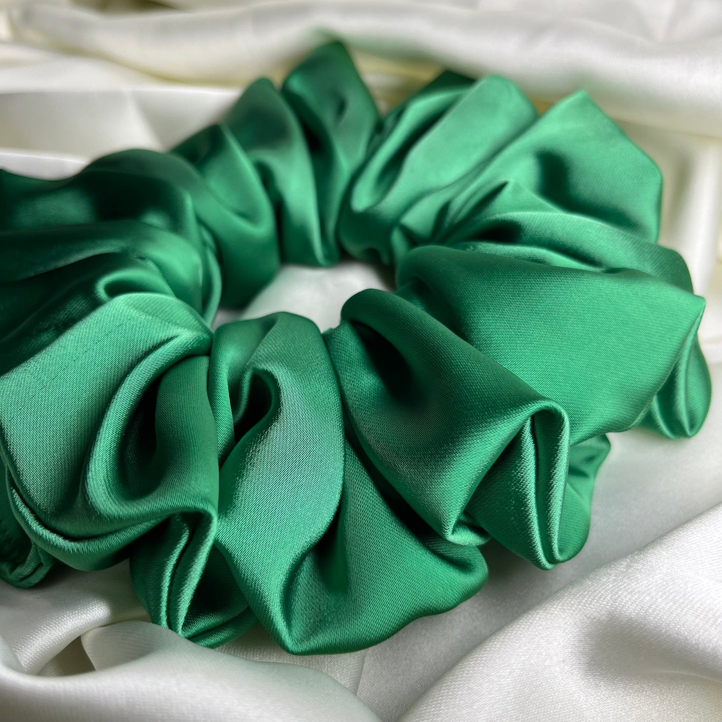 Ozwald | Emerald Green Luxury Satin Giant Scrunchie [XXL]