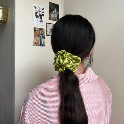 Mini petite luxury unique quirky hair accessory in chartreuse green. Inspired by the grinch. handmade sustainably in Nottingham